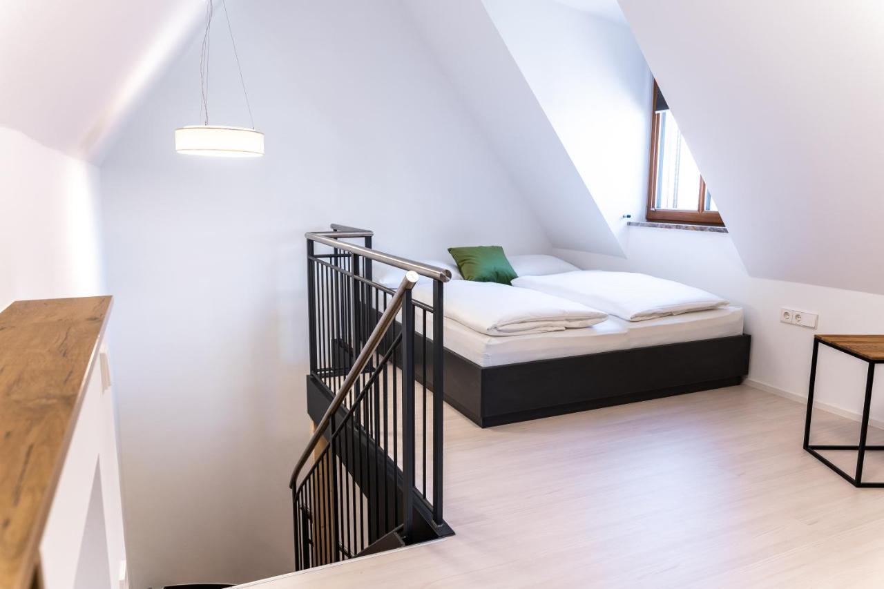 4 Apartments Im Hof By Gasthof Linde Albstadt Exterior foto